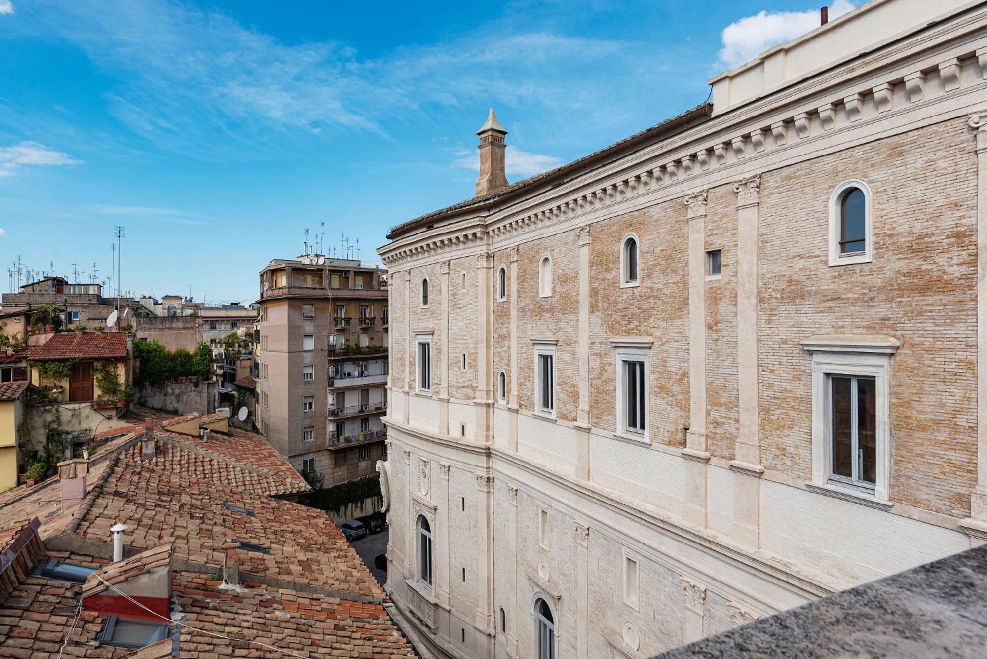 Apartment With Terrace In Via Del Pellegrino - FromhometoРим Экстерьер фото