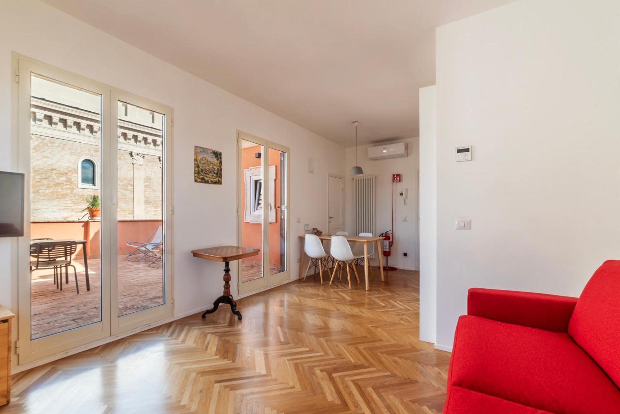 Apartment With Terrace In Via Del Pellegrino - FromhometoРим Экстерьер фото